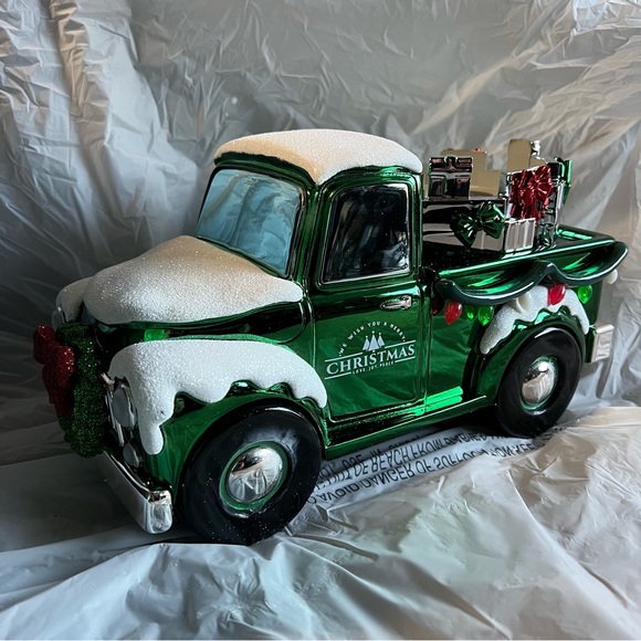 Bath & Body Works Holiday Candle Holder - Picture 3 of 9